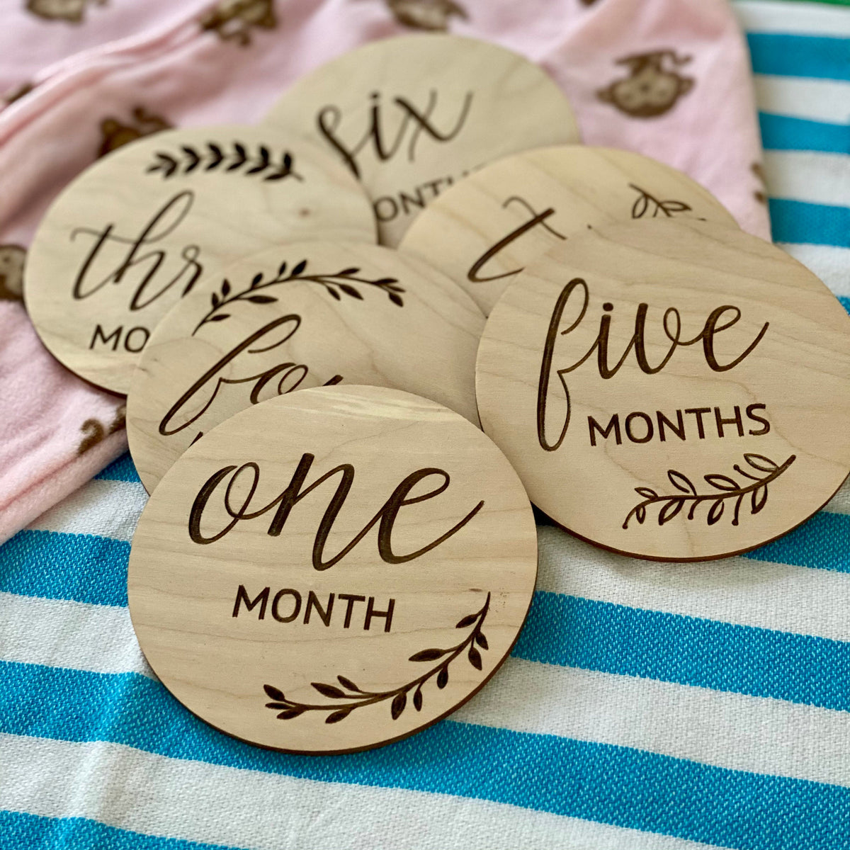 Baby Monthly Milestone Wood Card Set – Munsell Made